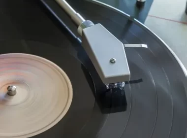 How to Start a Turntable